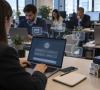 La seva plantilla ja usa IA generativa. La pregunta és amb quines regles